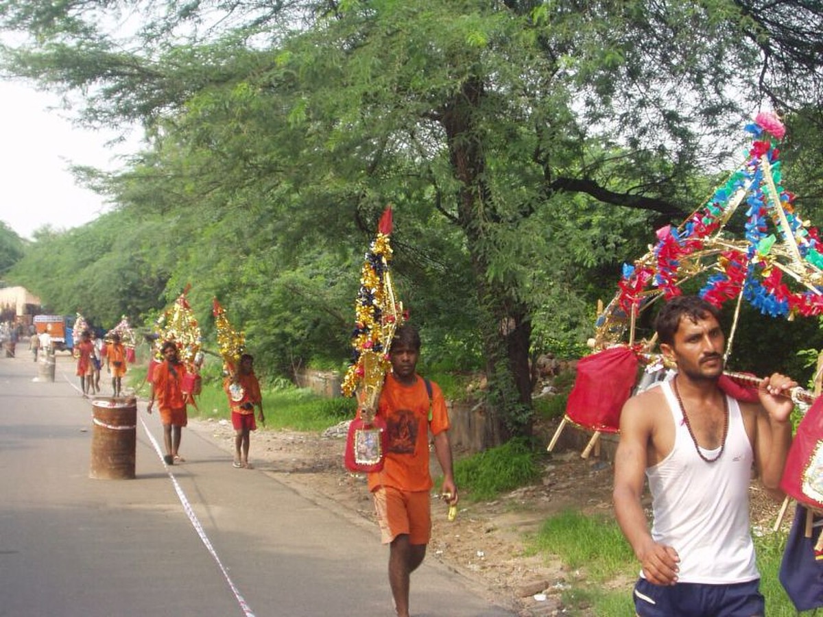 Saffron-clad Shiva devotees on the Kanwar Yatra